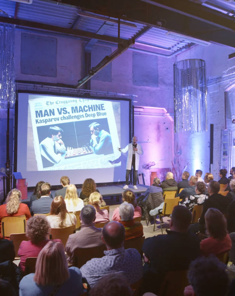AI HUB NOF organiseert gratis AI-kennisevent in Dokkum: ‘Voor iedereen die écht aan de slag wil met AI’